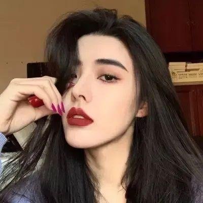 爱上谎言的女人